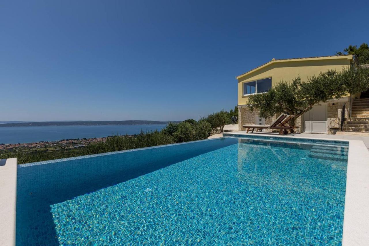 Dream Hill Villa Kastel Kambelovac Luaran gambar