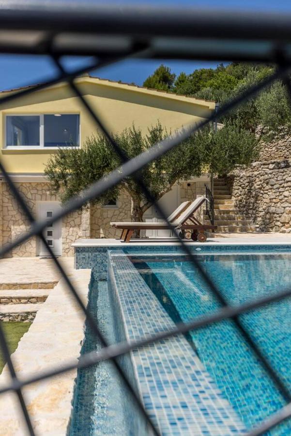 Dream Hill Villa Kastel Kambelovac Luaran gambar